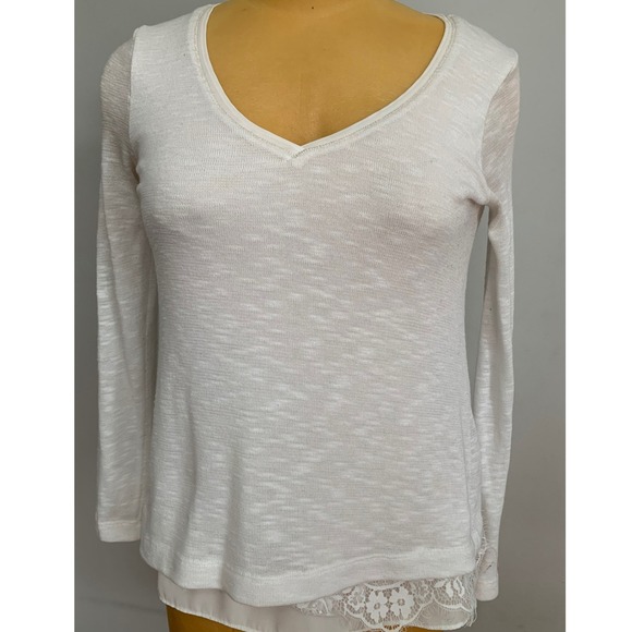 White House Black Market Tops - White House Black Market White Lace Split Back Long Sleeve Top Small EUC